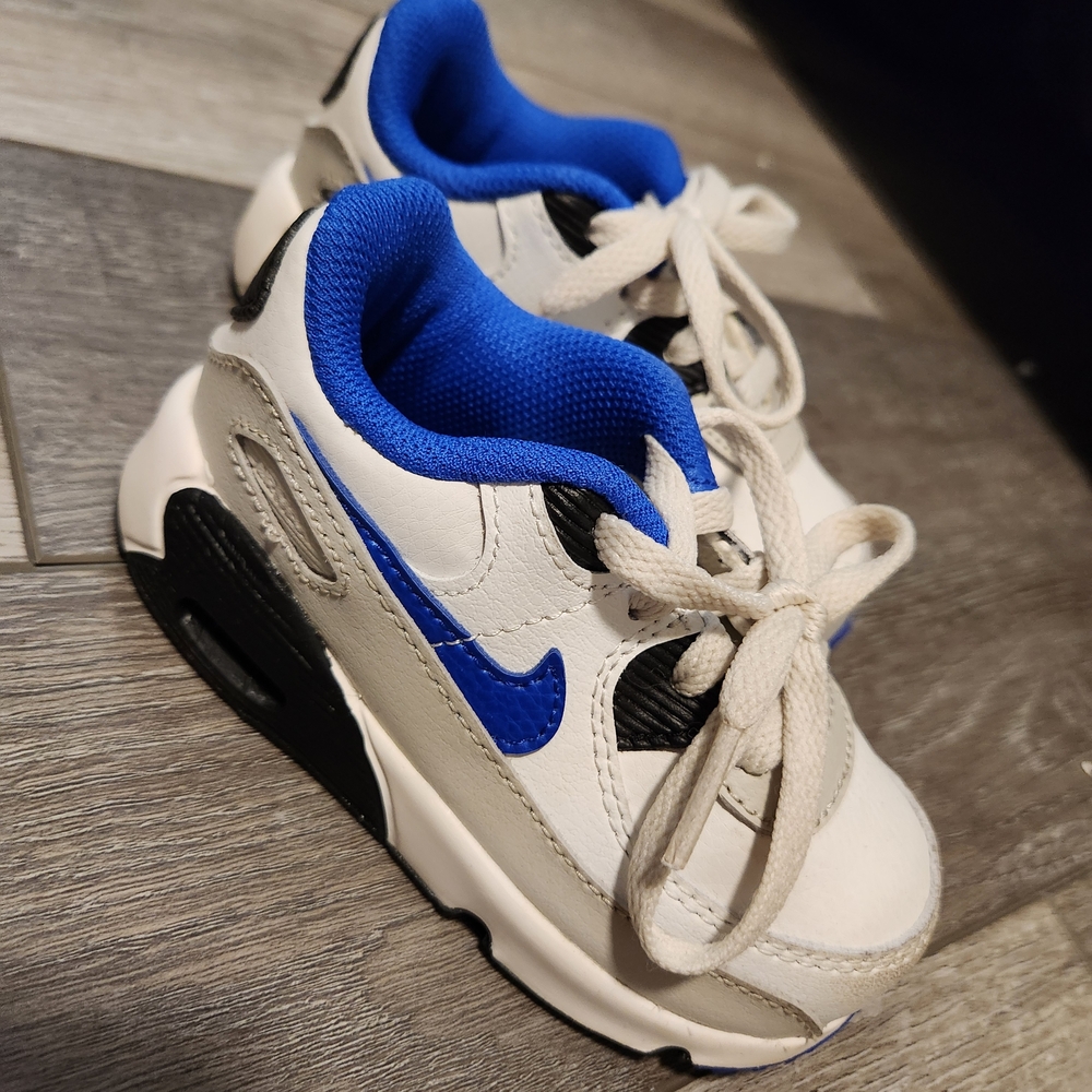 Nike Kids White and Blue Sneakers